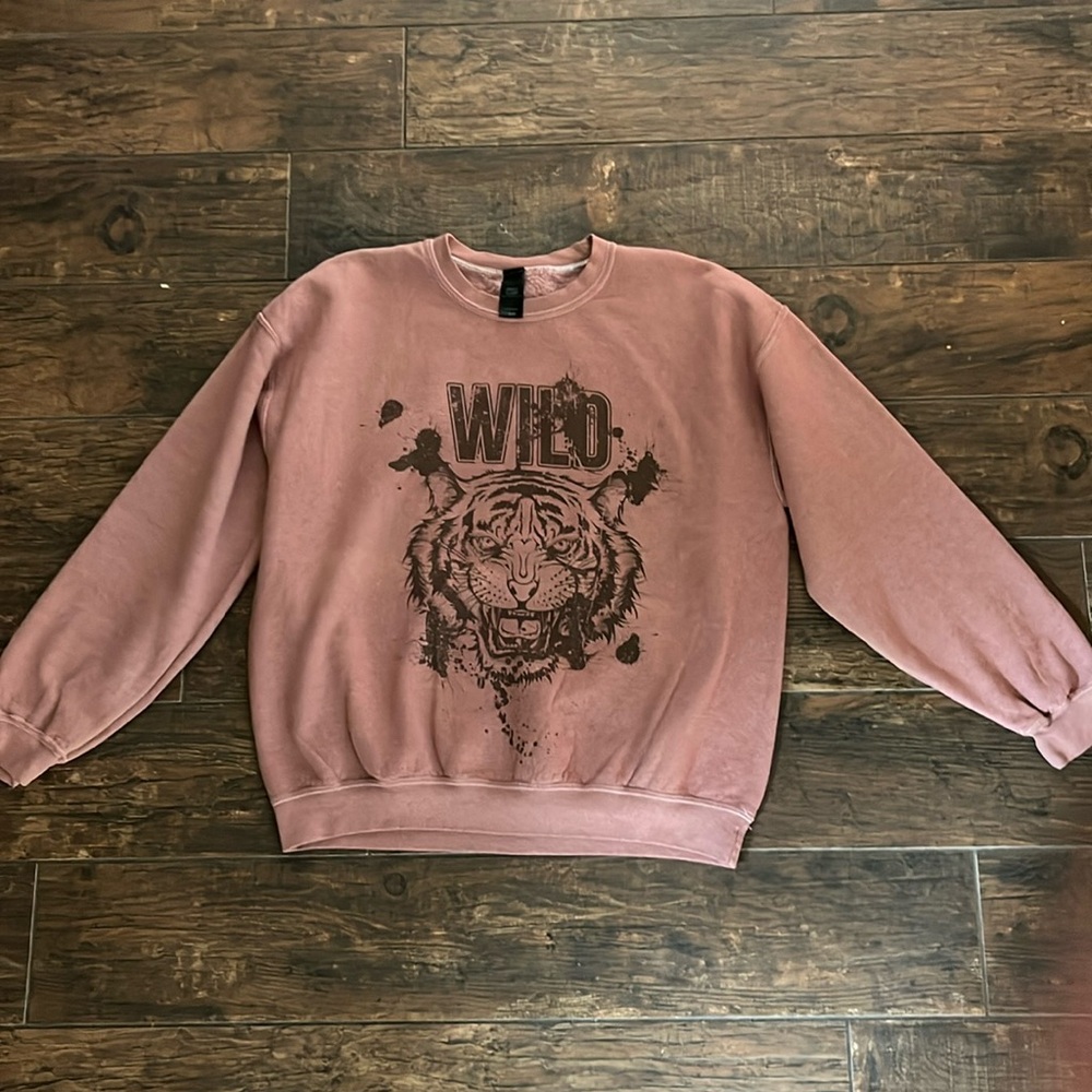 Wild sweatshirt